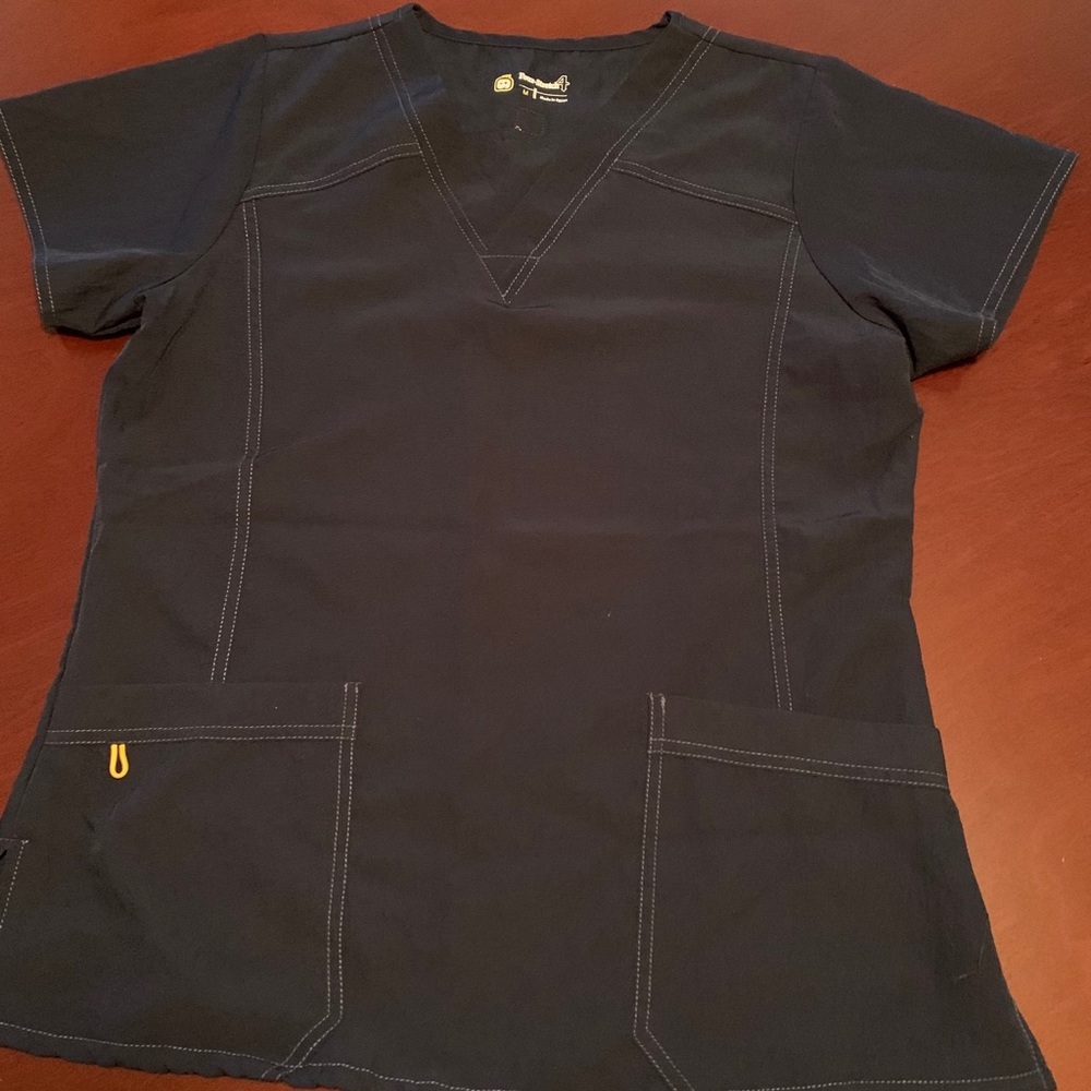 Wonder Wink Navy Blue Scrubs size medium